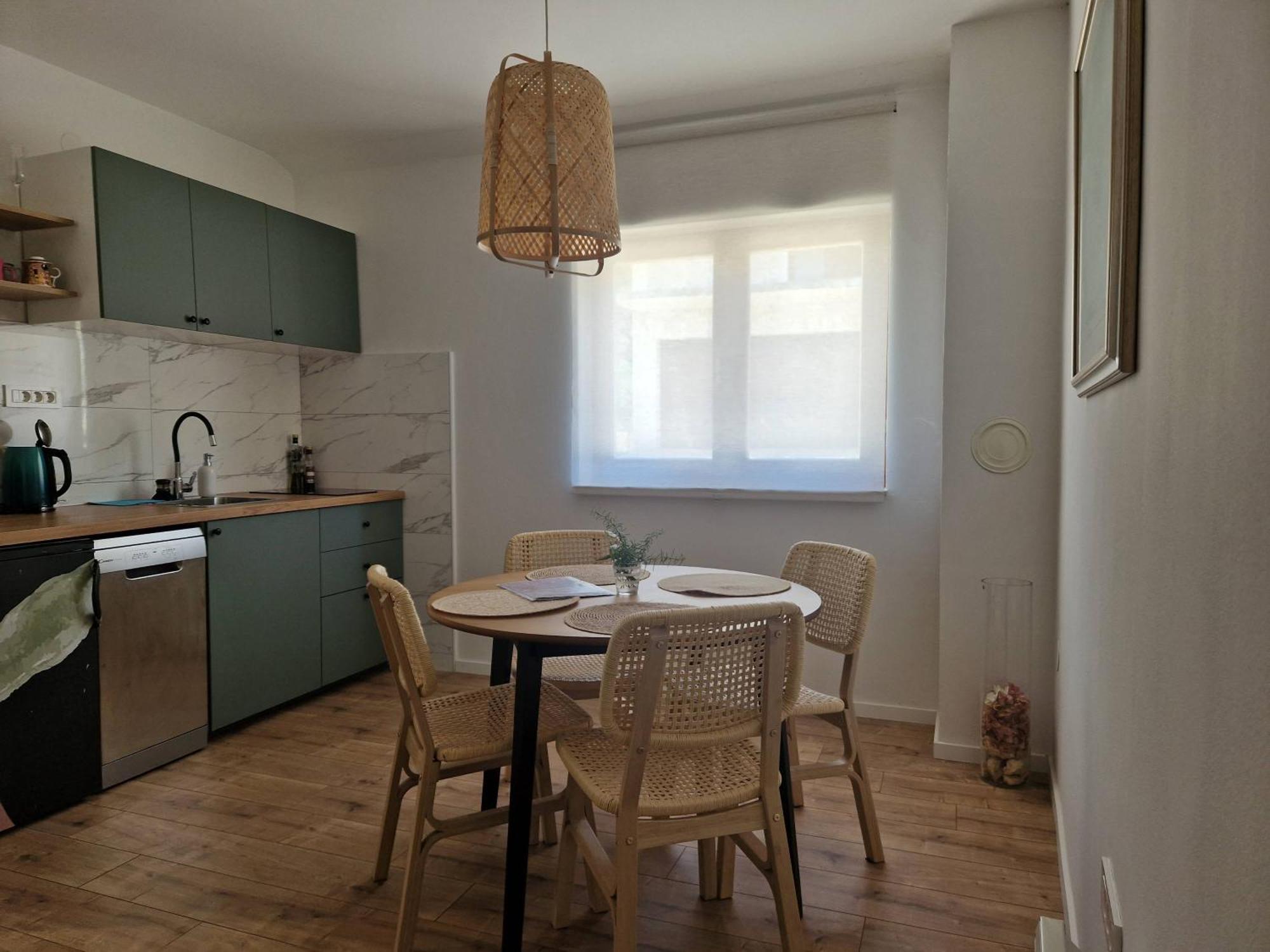 Mystica - Charming On The Apartment *
